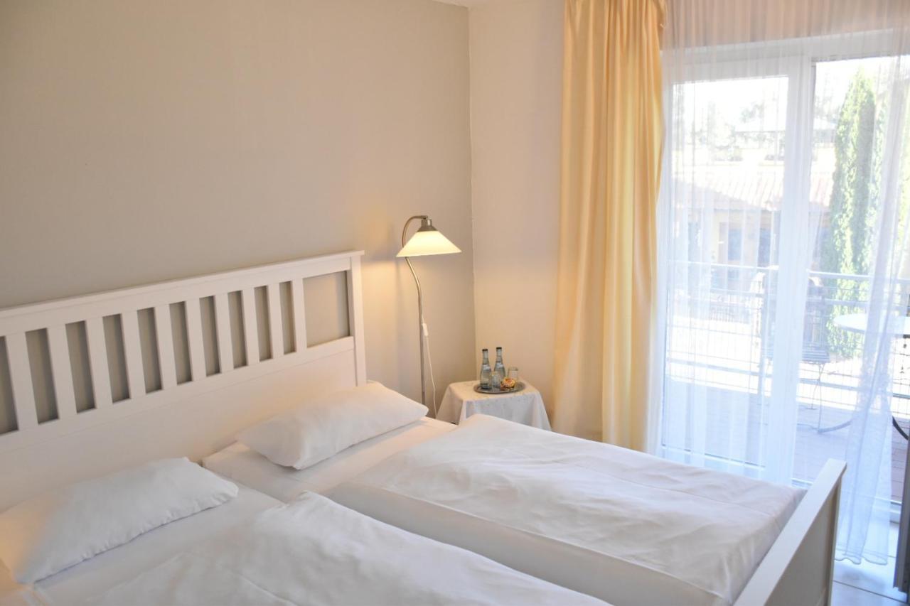 Hotel Kamps Ehrstadt Bagian luar foto